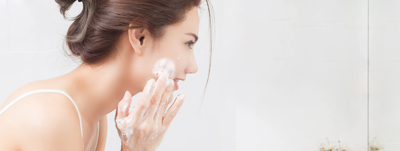 Washing cosmetics